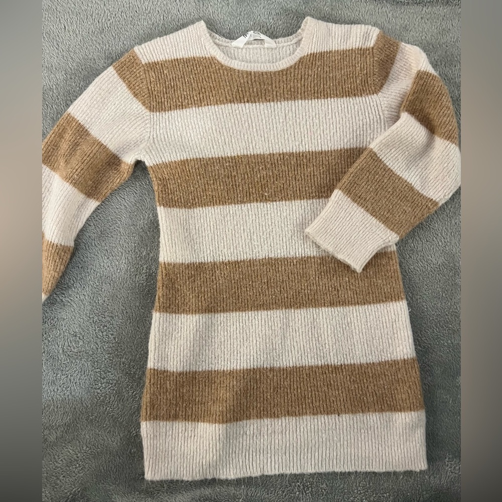 Girls H&M Knit Dress size 6-8